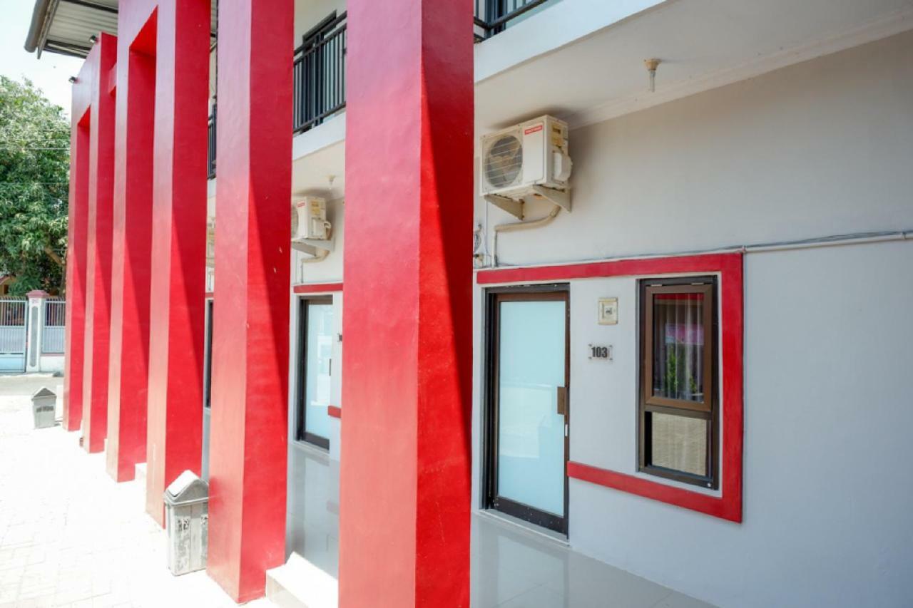 Hotel Reddoorz Syariah Near Alun Alun Tegal Exteriér fotografie