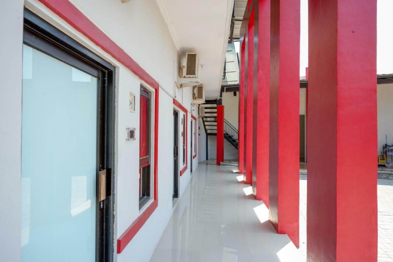 Hotel Reddoorz Syariah Near Alun Alun Tegal Exteriér fotografie