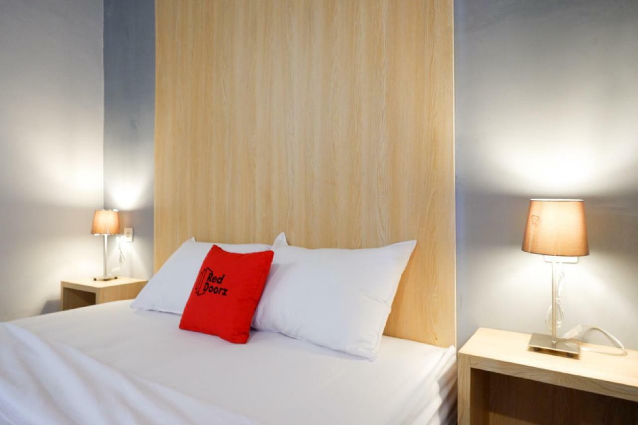 Hotel Reddoorz Syariah Near Alun Alun Tegal Exteriér fotografie